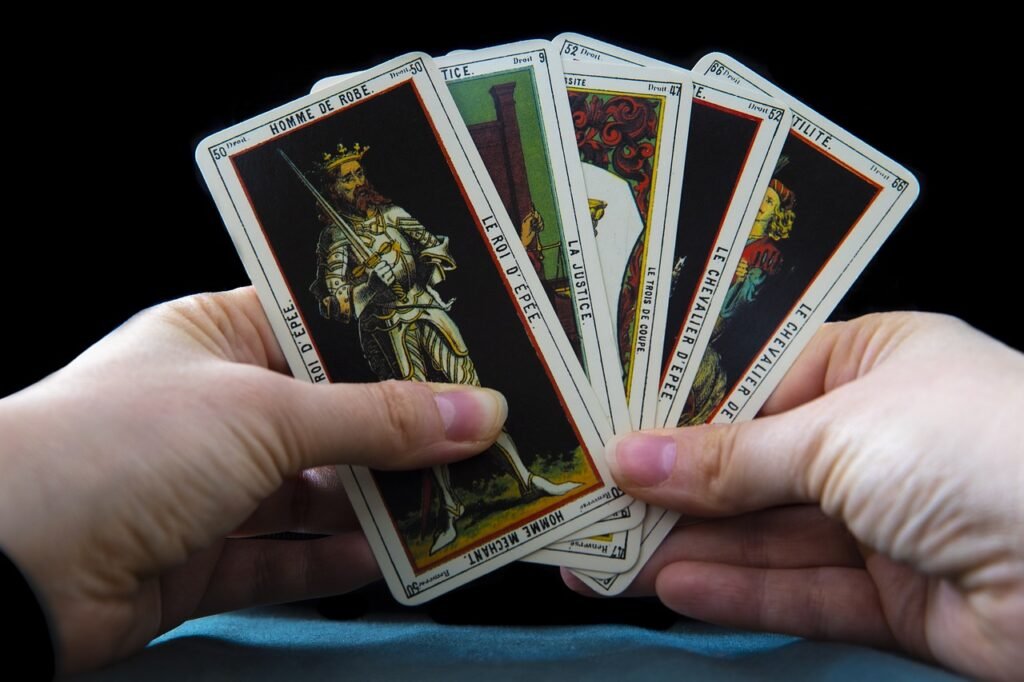 tarot, magic, fortune-4579145.jpg